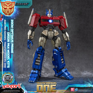 PRO - ORDER: TRANSFORMERS ONE: AMK PRO Series-Final Form Optimus Prime/ORION PAX Model Kit