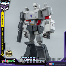 將圖片載入圖庫檢視器 PRE-ORDER : TRANSFORMERS GENERATION ONE: AMK Series 20cm Megatron Model Kit