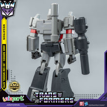 將圖片載入圖庫檢視器 PRE-ORDER : TRANSFORMERS GENERATION ONE: AMK Series 20cm Megatron Model Kit