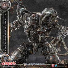 將圖片載入圖庫檢視器 AMK PRO Series Transformers: Revenge of the Fallen 22cm Megatron Model Kits