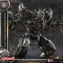 將圖片載入圖庫檢視器 AMK PRO Series Transformers: Revenge of the Fallen 22cm Megatron Model Kits