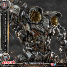 將圖片載入圖庫檢視器 AMK PRO Series Transformers: Revenge of the Fallen 22cm Megatron Model Kits