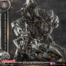 將圖片載入圖庫檢視器 AMK PRO Series Transformers: Revenge of the Fallen 22cm Megatron Model Kits