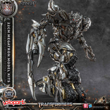 將圖片載入圖庫檢視器 AMK PRO Series Transformers: Revenge of the Fallen 22cm Megatron Model Kits