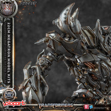 將圖片載入圖庫檢視器 AMK PRO Series Transformers: Revenge of the Fallen 22cm Megatron Model Kits