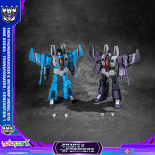 將圖片載入圖庫檢視器 TRANSFORMERS GENERATION ONE: AMK Series Thundercracker & Skywarp Model Kit